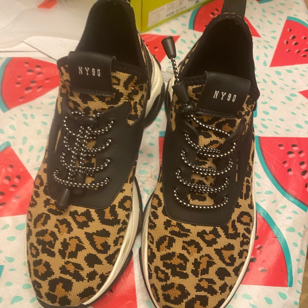 Perfect Steve Madden shoes, very comfy